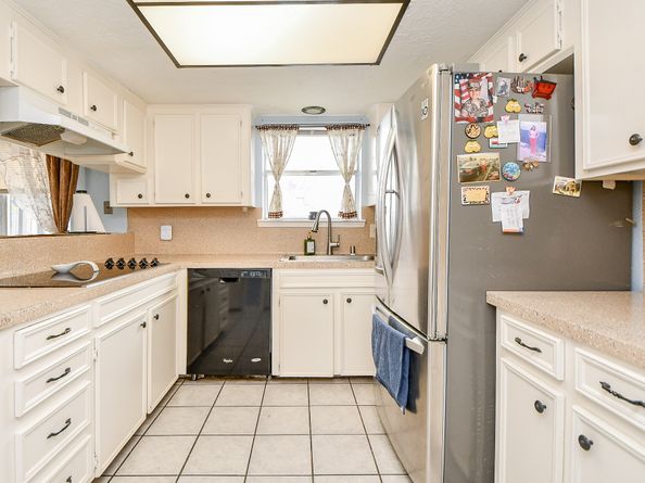 15727 Beechnut Street, Houston TX 77083