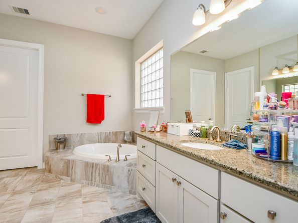 4827 Bellwood Springs Lane, Sugar Land TX 77479