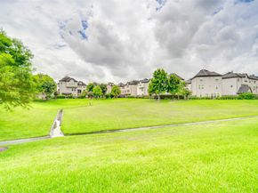 2710 Shadybrook Meadow Drive, Houston TX 77080