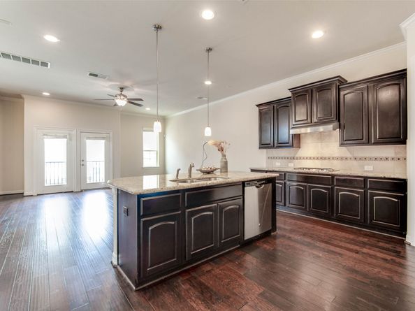 2710 Shadybrook Meadow Drive, Houston TX 77080