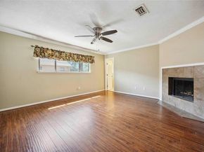 13882 Hollowgreen Drive 810, Houston TX 77082