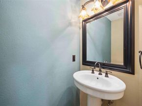 13882 Hollowgreen Drive 810, Houston TX 77082