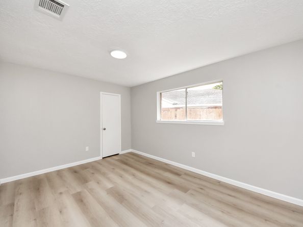 4431 Brandemere Way Street, Houston TX 77066