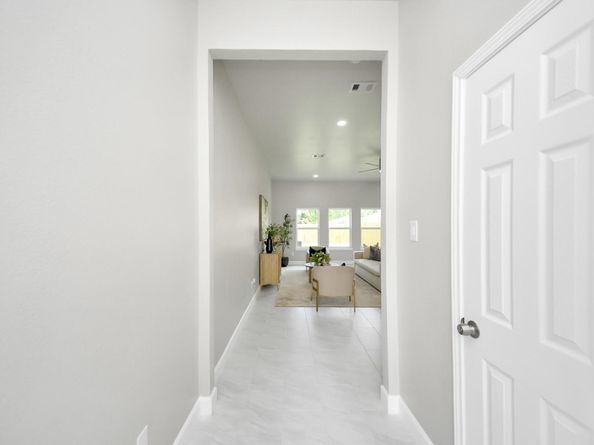 8151 - 8161 Crestview Dr, Houston TX 77028