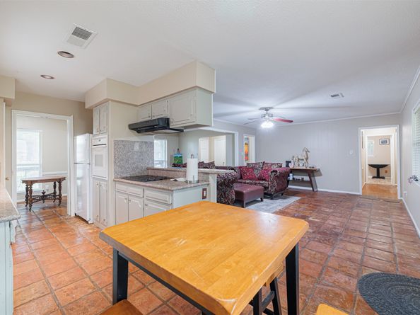 9418 Beverlyhill Street, Houston TX 77063