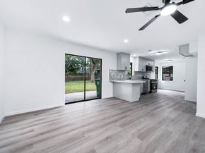 7607 Grape Street, Houston TX 77074