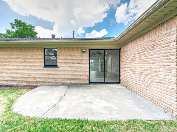 7607 Grape Street, Houston TX 77074