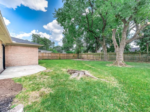 7607 Grape Street, Houston TX 77074