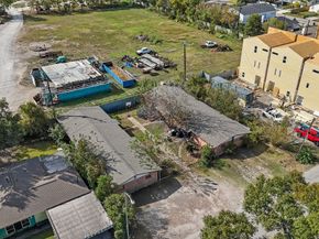 4302 Dreyfus Street, Houston TX 77021