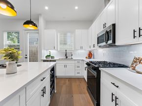 412 Neyland Street F, Houston TX 77022