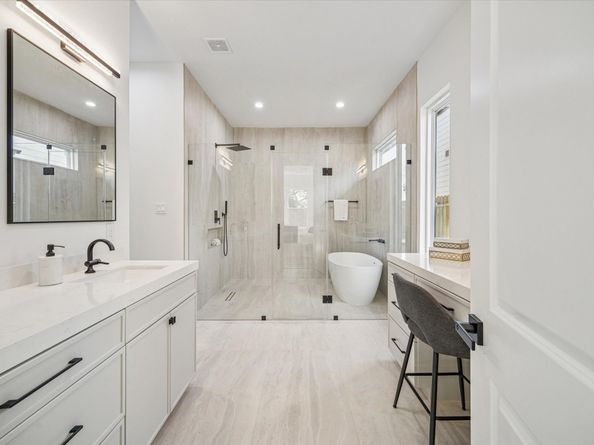 6634 Sylvan Street, Houston TX 77023