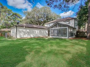 4735 Theall Road, Houston TX 77066