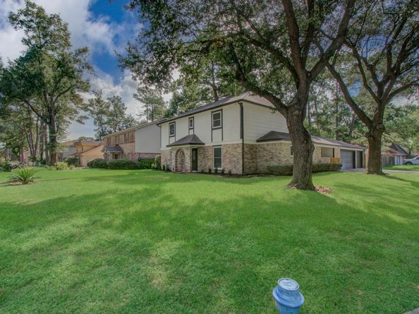 4735 Theall Road, Houston TX 77066