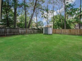 4735 Theall Road, Houston TX 77066