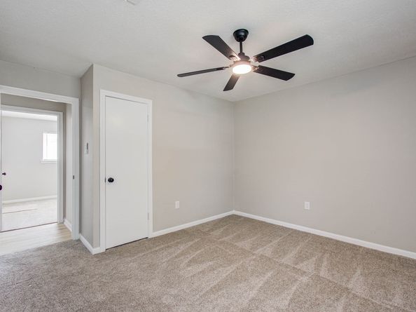 4735 Theall Road, Houston TX 77066