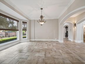 15 Forest Green Trail, Kingwood TX 77339