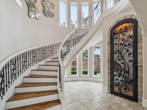 15 Forest Green Trail, Kingwood TX 77339