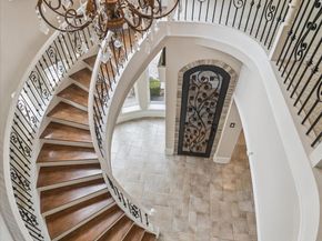 15 Forest Green Trail, Kingwood TX 77339