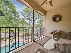 15 Forest Green Trail, Kingwood TX 77339