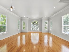 1602 Colorado Street, Houston TX 77007