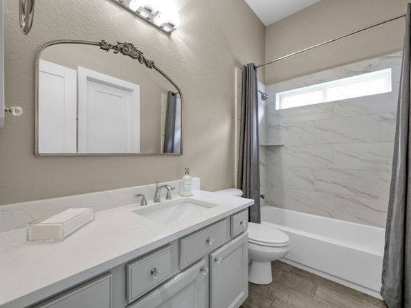 14 Winsome Path Circle, The Woodlands TX 77382