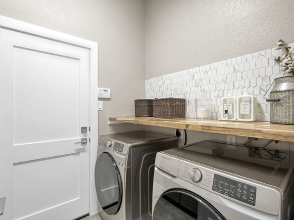 14 Winsome Path Circle, The Woodlands TX 77382