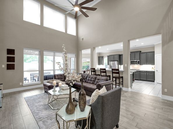 14 Winsome Path Circle, The Woodlands TX 77382