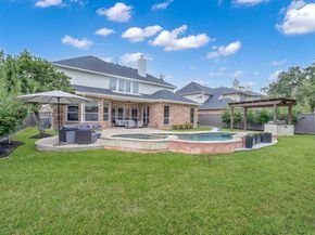 14 Winsome Path Circle, The Woodlands TX 77382