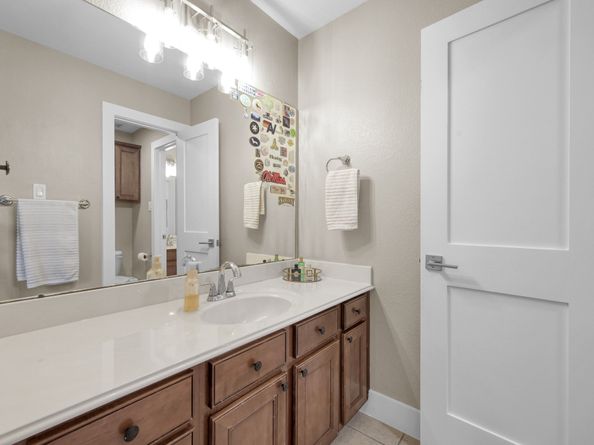 14 Winsome Path Circle, The Woodlands TX 77382