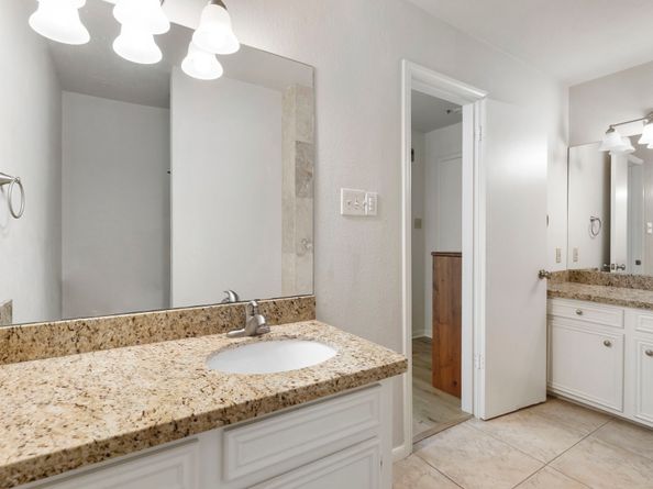 3 Green Blade Lane, The Woodlands TX 77380