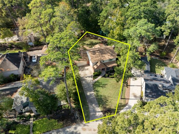 3 Green Blade Lane, The Woodlands TX 77380