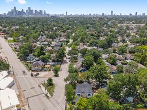 1102 Winston Street, Houston TX 77009