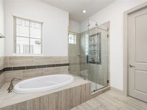 1615 Rosewood Street, Houston TX 77004