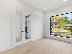 959 Althea Drive, Houston TX 77018