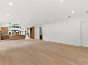 959 Althea Drive, Houston TX 77018