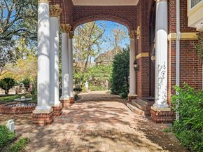 2907 Cedar Woods Place, Houston TX 77068