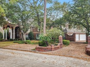 2907 Cedar Woods Place, Houston TX 77068