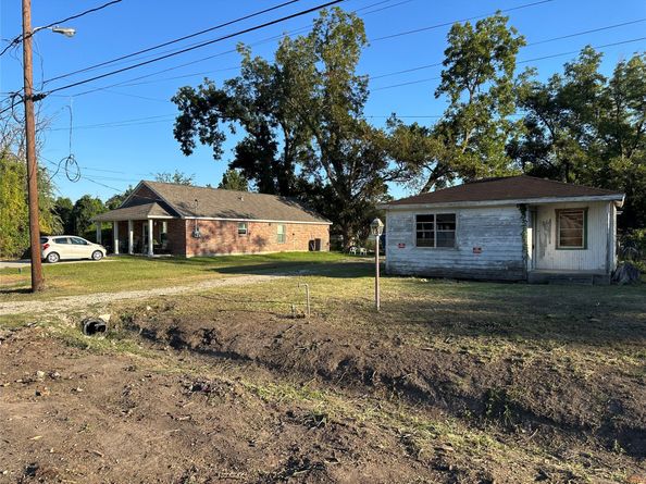 2409 Wall Street, Houston TX 77088