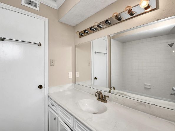 203 Kirkaldy Drive, Houston TX 77015