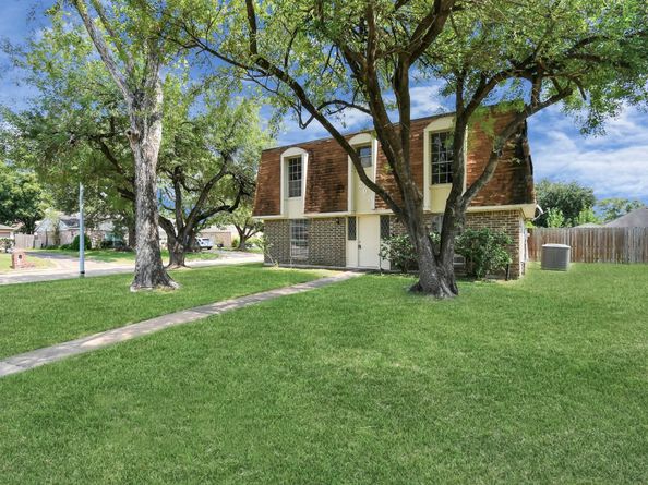 203 Kirkaldy Drive, Houston TX 77015