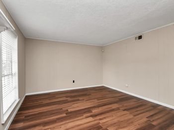203 Kirkaldy Drive