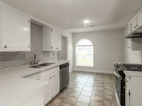 4206 Oak Shadows Drive, Houston TX 77091