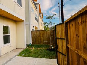 3104 Arlington Street, Houston TX 77018