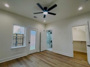 3104 Arlington Street, Houston TX 77018