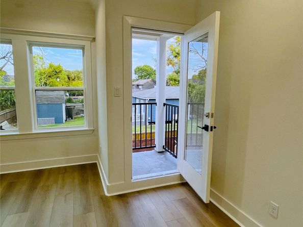 3104 Arlington Street, Houston TX 77018