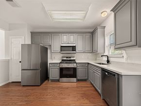 218 Plaza Del Sol Park, Houston TX 77020