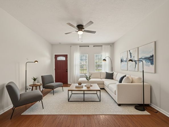 218 Plaza Del Sol Park, Houston TX 77020