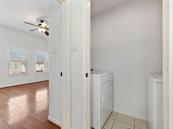 218 Plaza Del Sol Park, Houston TX 77020