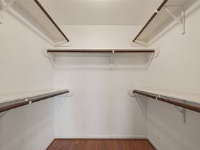 218 Plaza Del Sol Park, Houston TX 77020