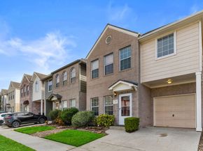 218 Plaza Del Sol Park, Houston TX 77020